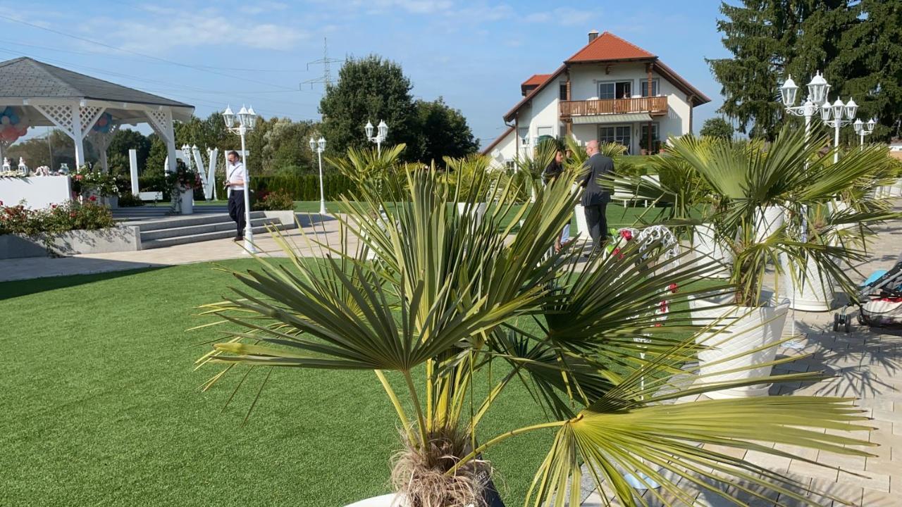 Landhotel Grabinger Schwandorf in Bayern Dış mekan fotoğraf